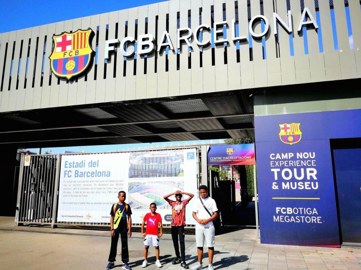 Subway Station Apartment Near Camp Nou L’Hospitalet de Llobregat Exterior foto