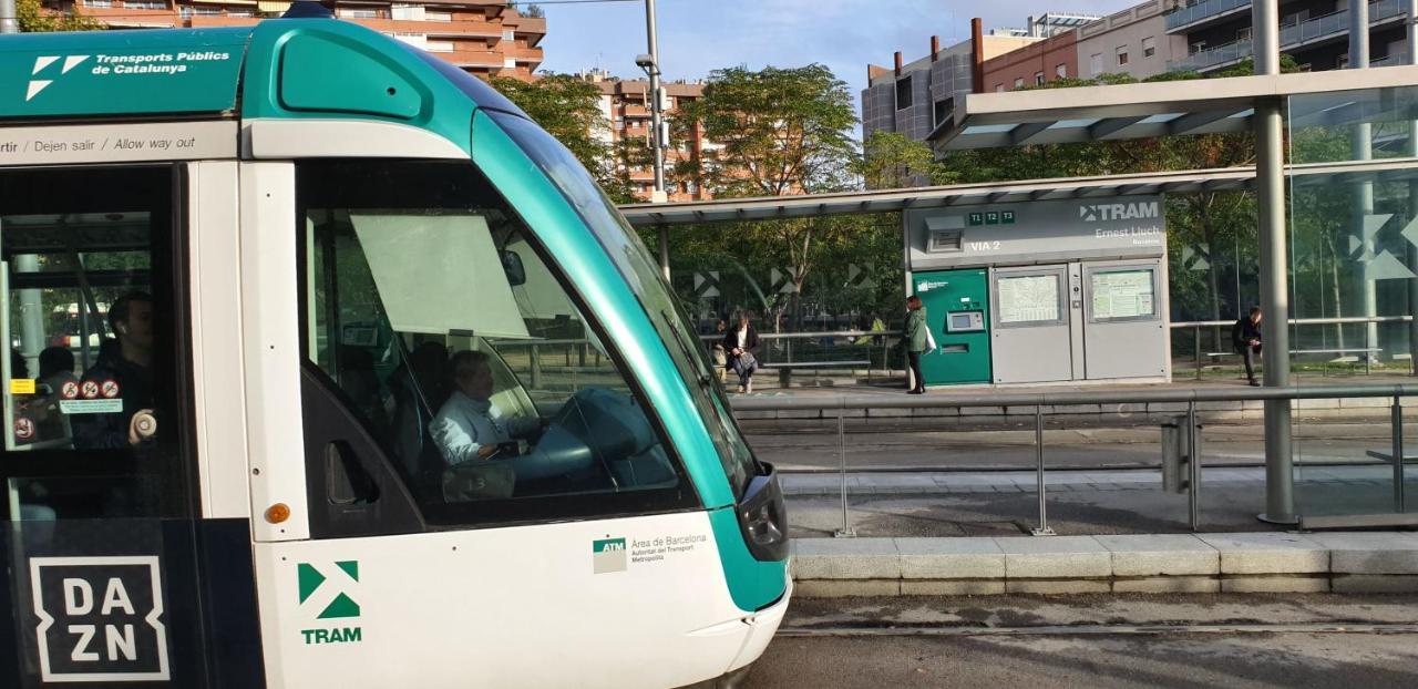 Subway Station Apartment Near Camp Nou L’Hospitalet de Llobregat Exterior foto