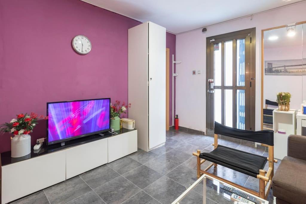 Subway Station Apartment Near Camp Nou L’Hospitalet de Llobregat Exterior foto