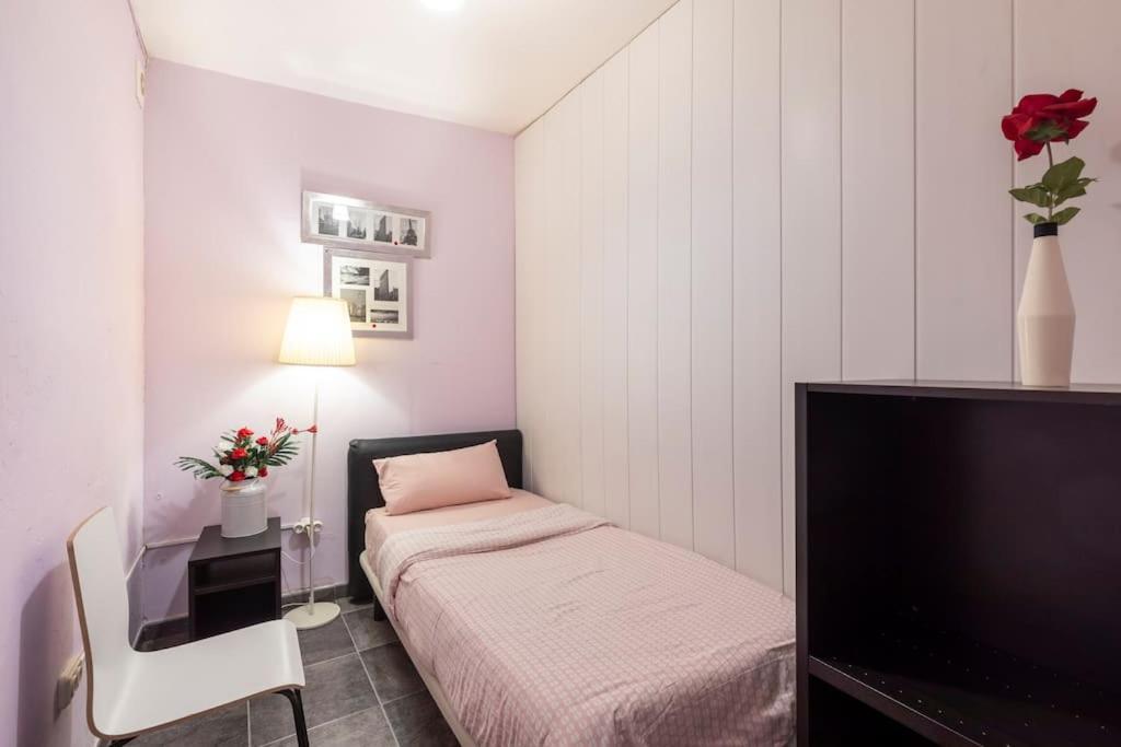 Subway Station Apartment Near Camp Nou L’Hospitalet de Llobregat Exterior foto