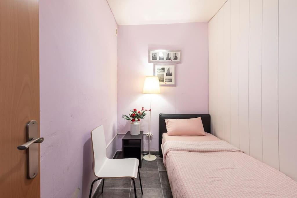 Subway Station Apartment Near Camp Nou L’Hospitalet de Llobregat Exterior foto
